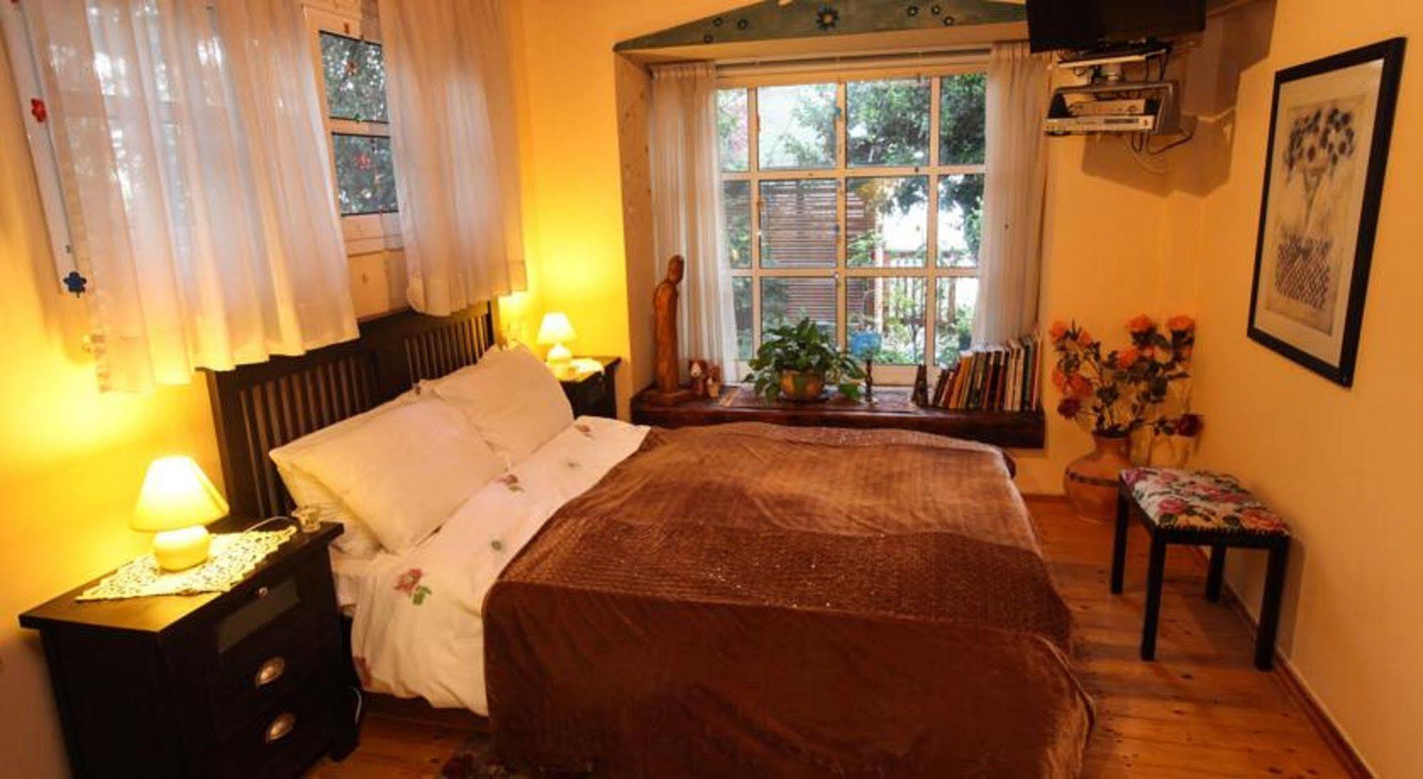 Havaya Ba Nof Lodge Рош-Пинна Экстерьер фото