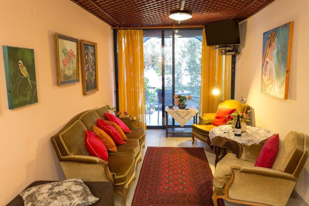 Havaya Ba Nof Lodge Рош-Пинна Экстерьер фото